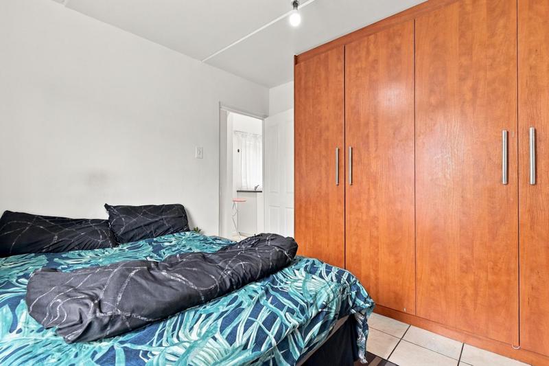 To Let 2 Bedroom Property for Rent in Maitland Western Cape